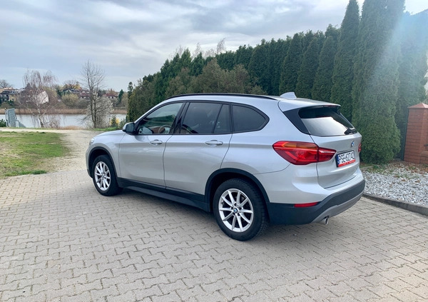 BMW X1 cena 66900 przebieg: 129900, rok produkcji 2018 z Radomsko małe 154